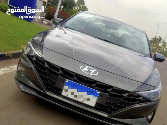 اجر مع AMG هيونداي النترا cn7 فتحة سقف