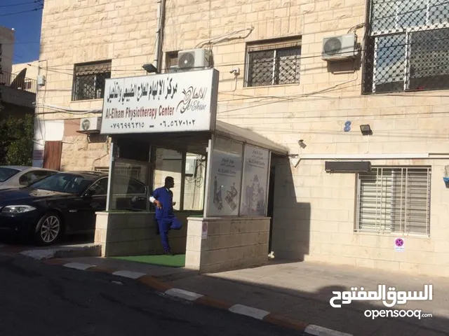 مكتب للايجار قرب مستشفى الاردن و العبدلي من المالك (يصلح عيادة و مكتب محاماة)
