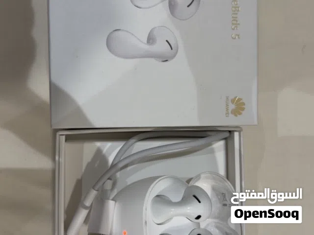 سماعات هواوي فري بدز 5 جديدهه