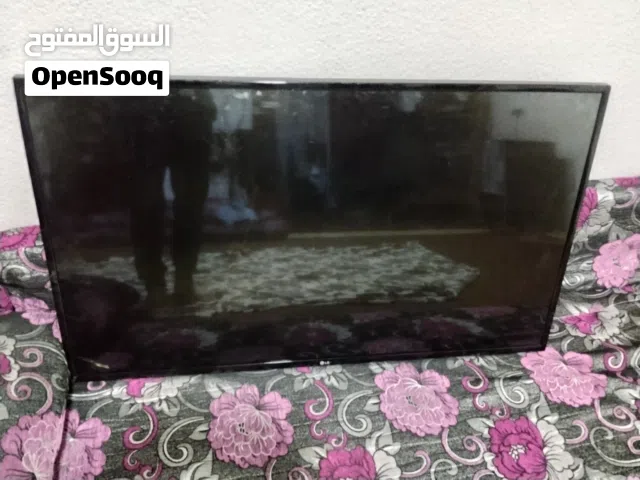 شاشة lg مكسوره