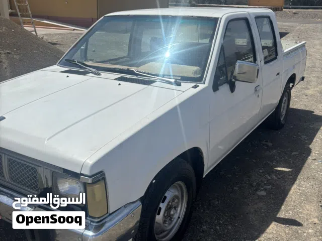 1991 نيسان داتسون