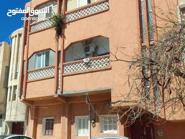 145 m2 3 Bedrooms Townhouse for Sale in Tripoli Al-Hani