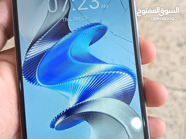 itelRS4 good condition only front glass damege