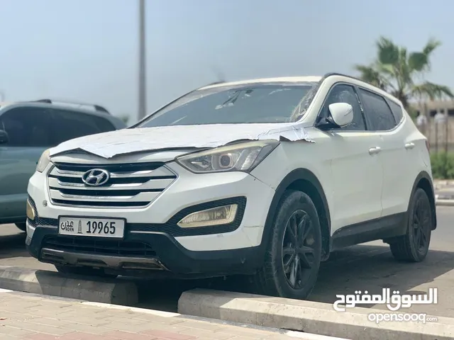 New Hyundai Grand Santa Fe in Aden