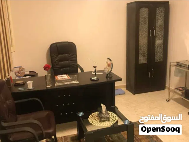 شقة إدارية للأنشطة التجارية كمكتب او عيادة او اتيلية او كوافير أو معرض وخلافه