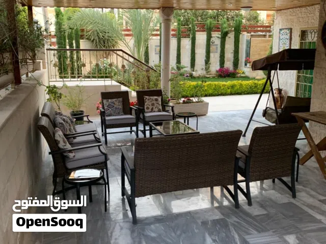 550 m2 4 Bedrooms Apartments for Sale in Amman Jubaiha
