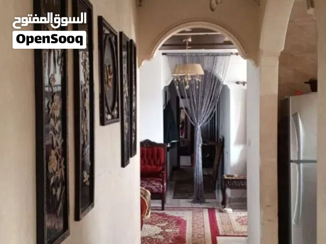 شقه للبيع عرجان مقابل اسواق شونيز ومدارس العروبه
