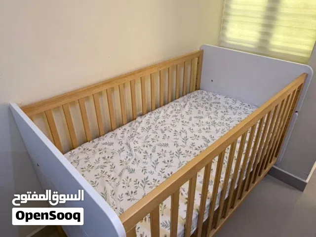 Baby Bed (0-5 years) for sale  سرير أطفال مناسب من عمر 0 إلى5 سنوات للبيع