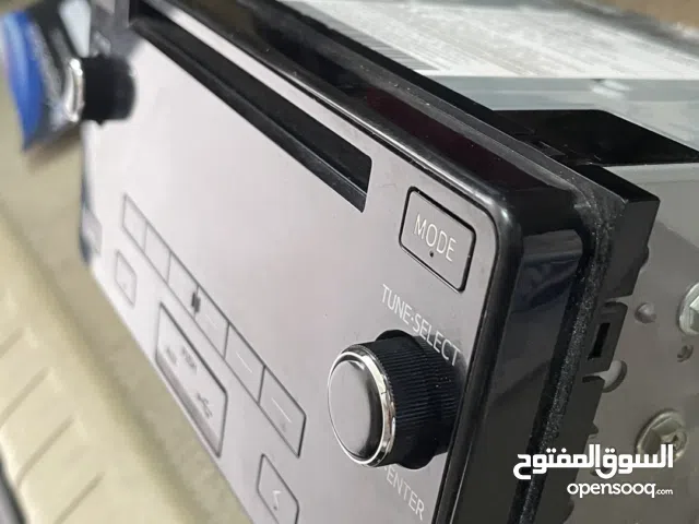 Toyota OEM Car Stereo / Music System – Model 86120-60K40 (Fujitsu Ten)