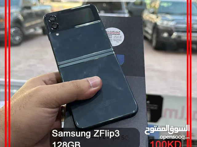Samsung Galaxy Z Flip3 5G 128 GB in Kuwait City