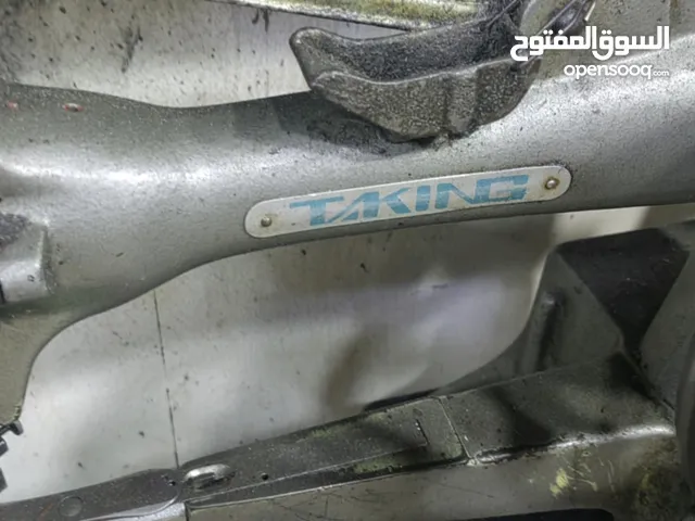 ماكينه تصليح احذيه مع ماكنة ثانية قطع احتياط
