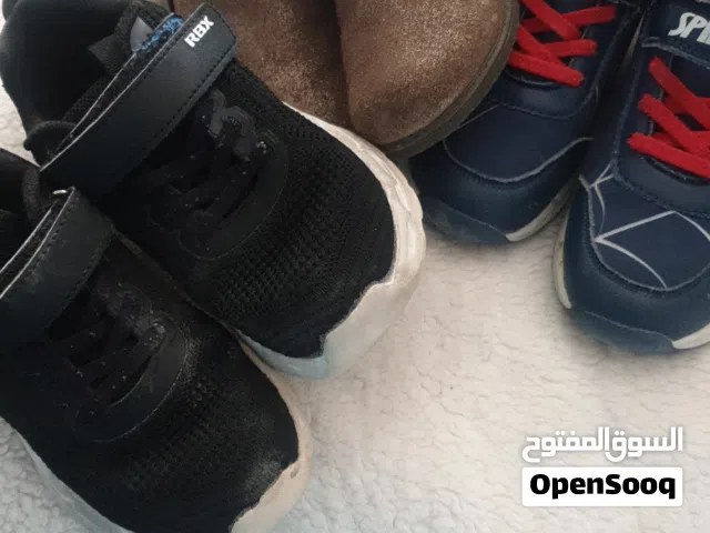 احذيه اطفال للبيع قياس 27 تسال عن السعر