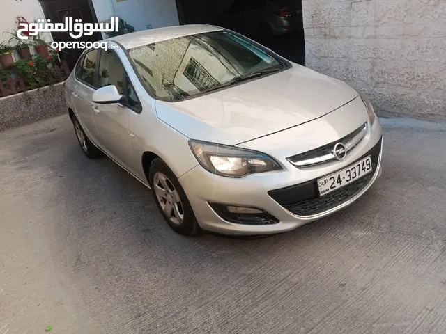 Used Opel Astra in Amman