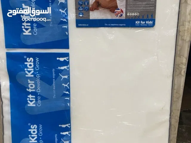 للبيع فرشة اطفال نظيف جدا