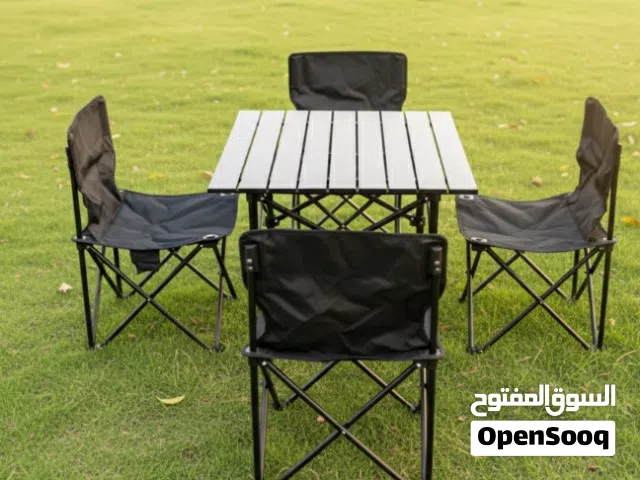 مفروشات وكراسي وجلسات خارجية