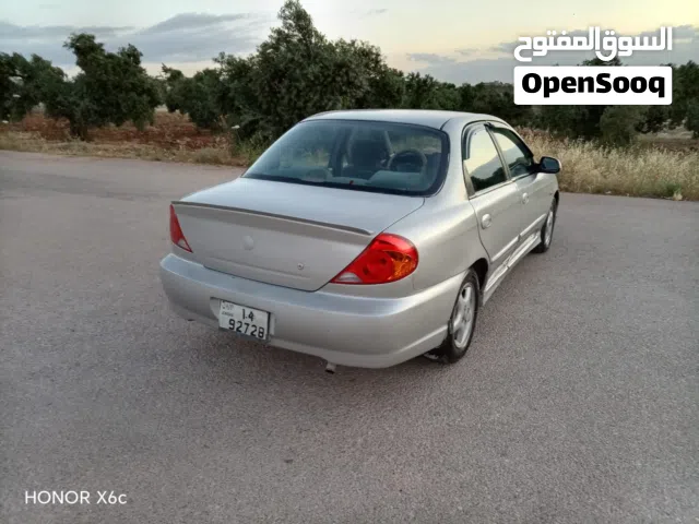 2001 Kia Spectra