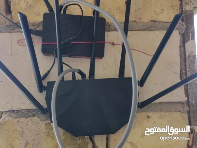 نانو معه كافت مستلزمات من راوتر وبطاري شحن ووايرات ضوي كافت ادواته جديده وما مستعمل هواي