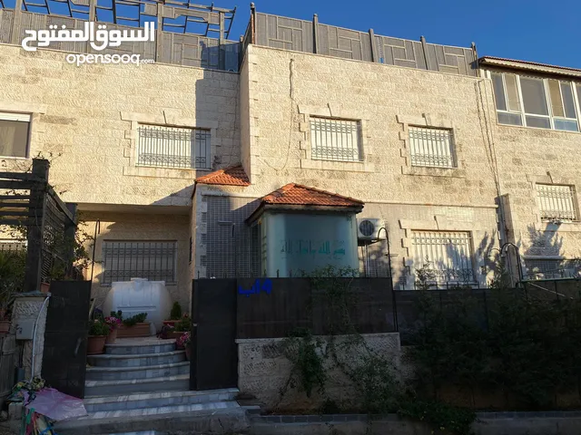 100 m2 More than 6 bedrooms Villa for Sale in Amman Marj El Hamam