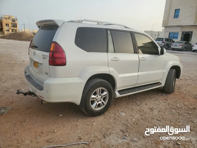 لكزس ابيض دفع رباعي ال اكس 470