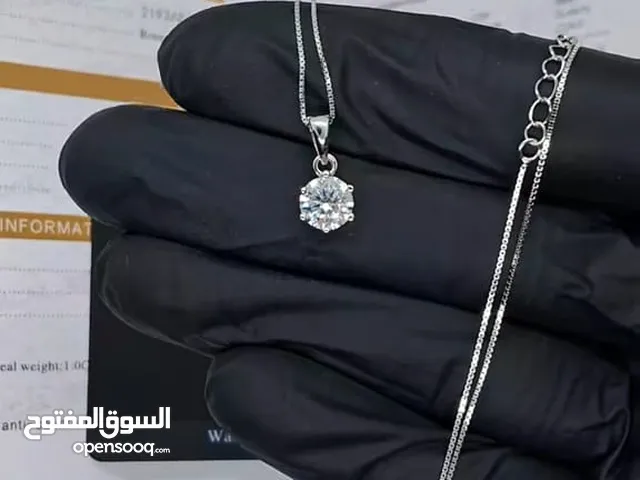 قلادة الماسة المويسانايت مع الشهائد Diamond moissanite necklace with certificates