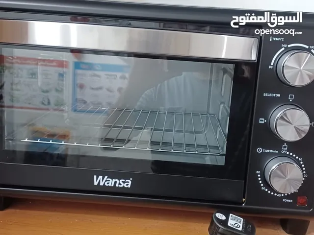 FOR SALE 3 YEARS WARRANNTY ELECTIRC OVEN 20L 1380W PURCHASED ON 29/02/2024