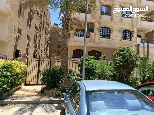 440 m2 5 Bedrooms Villa for Sale in Cairo Mokattam