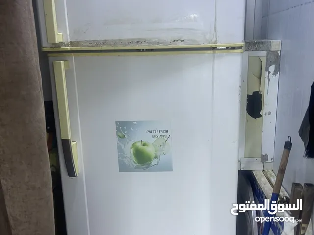 سلام عليكم لديه غراض مطعم كامل مع همبركر السعر الأكمل 1000000 دينار وقابل لل مجال السكن البصره