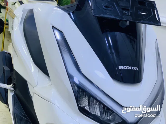 هواندPCX160 للبيع ماشيه 5500 مكاني شارع الجمهوريه