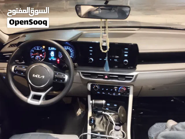 2023 كيا K5 Standard
