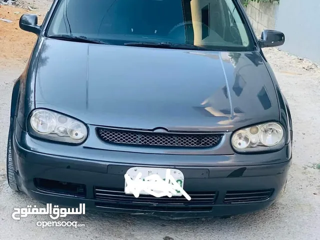 جولف 2003 للبيع