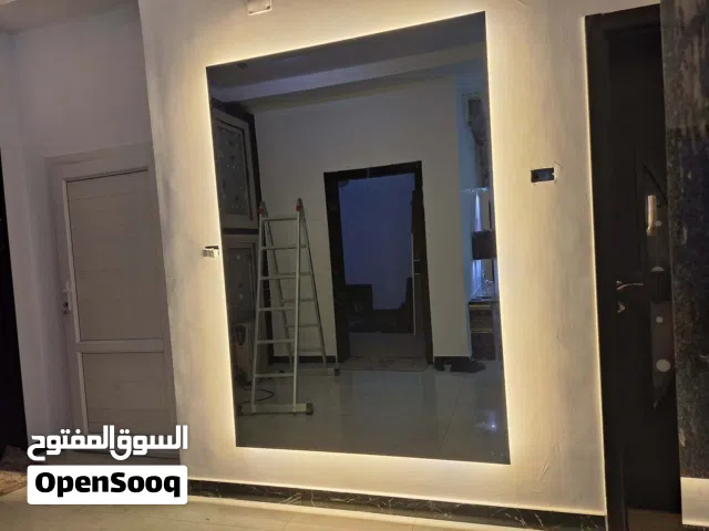 مرايا مربعة بالانارة