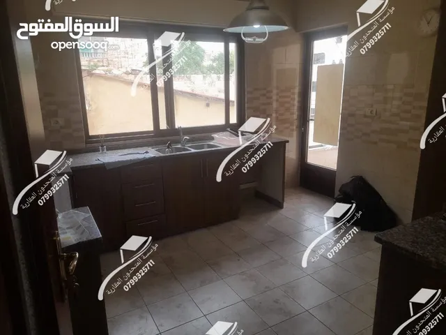 155 m2 3 Bedrooms Apartments for Rent in Amman Al Rabiah