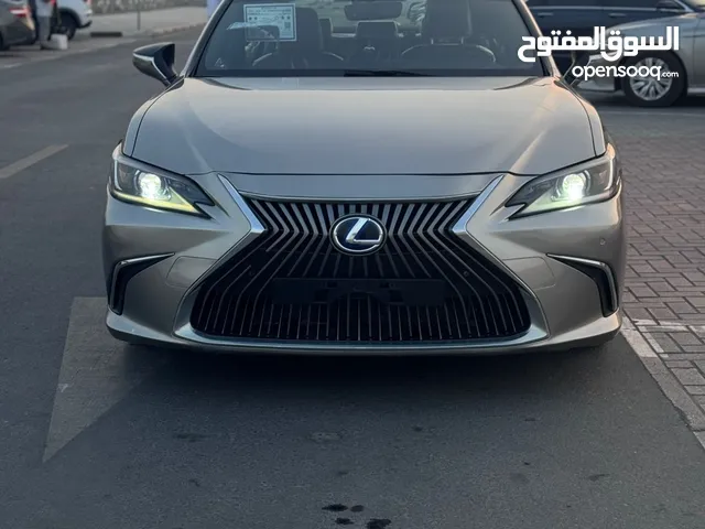 لكزس موديل 2020 خليجي ES300h هايبرد ضمان دخول السعودية وتسجيل