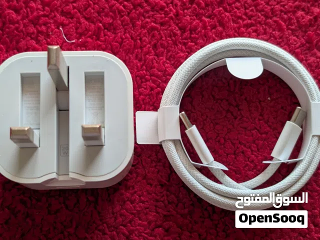 Charger iPhone 15 Pro Max 20W Original