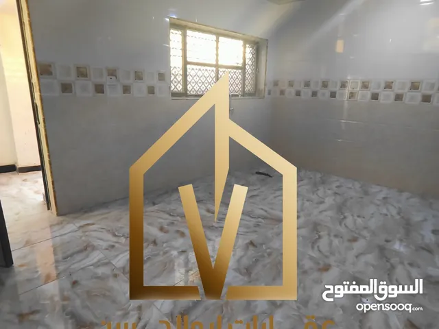 200 m2 2 Bedrooms Villa for Rent in Basra Al-Amal residential complex