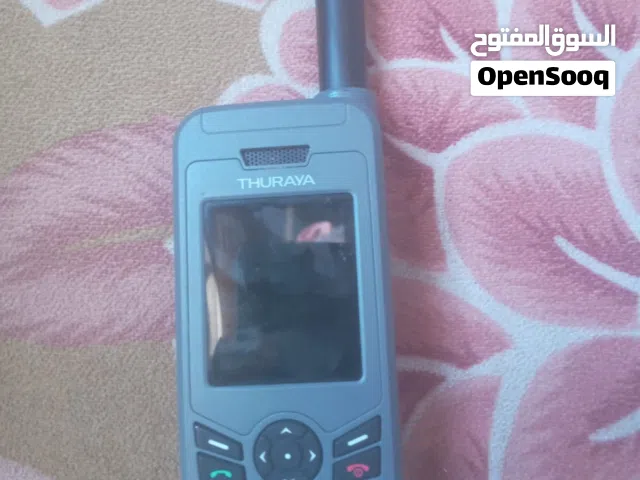 هاتف ثريه شبه جديد