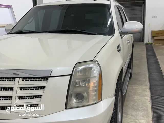Cadillac Escalade Cars for Sale in Kuwait : Best Prices : All Escalade  Models : New & Used