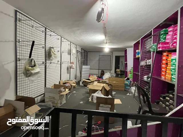 محل احذية و شنتات