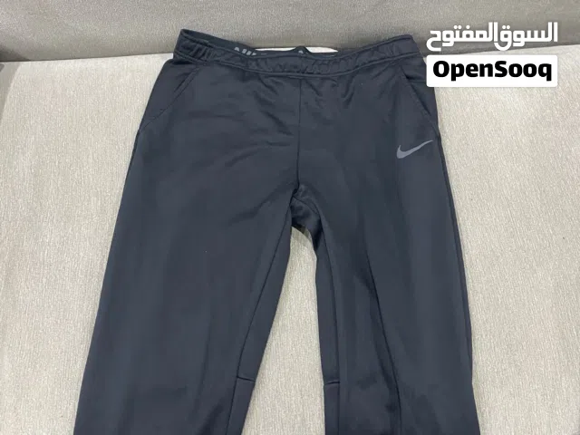بنطلون ماركه نايك اصلي وجديد بالون الأسود مقاس 2 اكس لارج