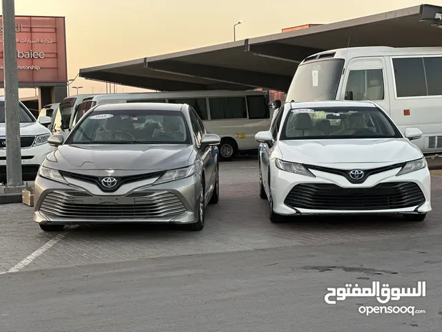 كامري 2018خليجي نص فل رقم اثنين بدون أي حادث ضمان القير المكينة والسي ضمان تصدير وتسجيل معرض فورمولا