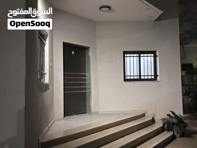 125 m2 3 Bedrooms Apartments for Sale in Ramallah and Al-Bireh Other