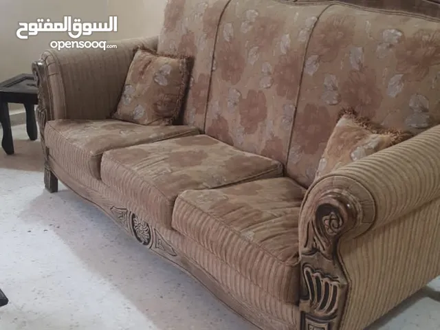 كنب للبيع مستعمل