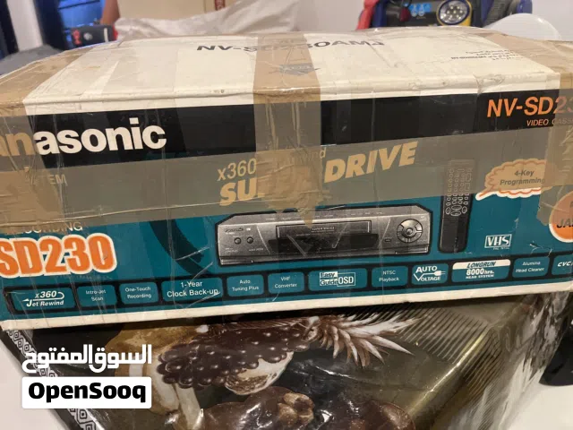 للبيع جهاز فيديو باناسونيك + راديو صغير باناسونيك