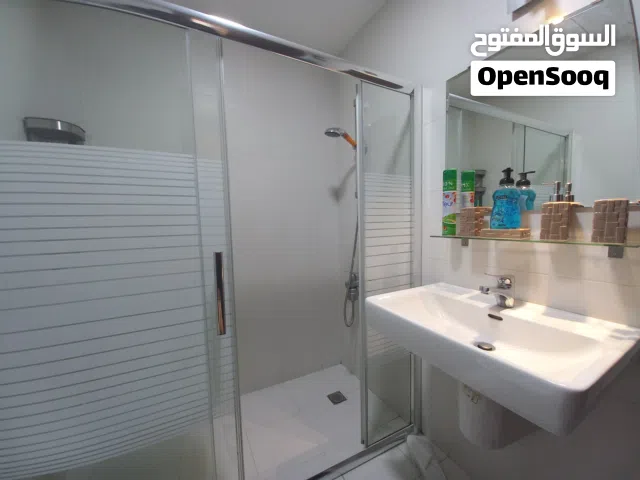 85 m2 2 Bedrooms Apartments for Rent in Amman Jabal Al-Lweibdeh