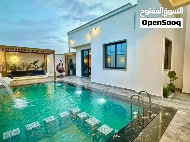 4 Bedrooms Farms for Sale in Tripoli Al-Baesh