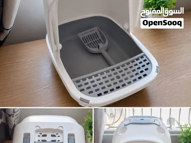 صندوق فضلات قطط مغلق مع مجرفة