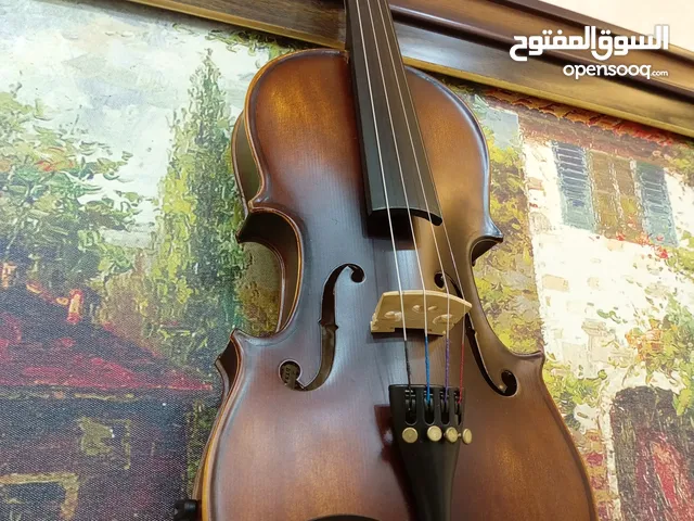 كمان ساندنر (Sandner) بحالة ممتازة مع جميع مستلزماته.
