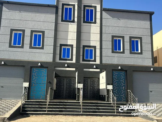 180 m2 More than 6 bedrooms Apartments for Rent in Jeddah Al Bawadi