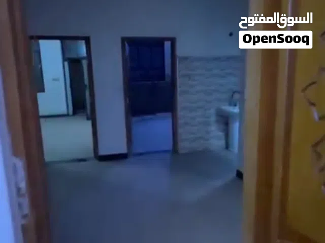 بيت ارضي في مشراق جديد