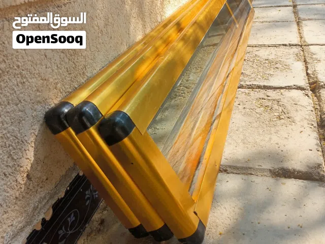 رفوف المنيوم